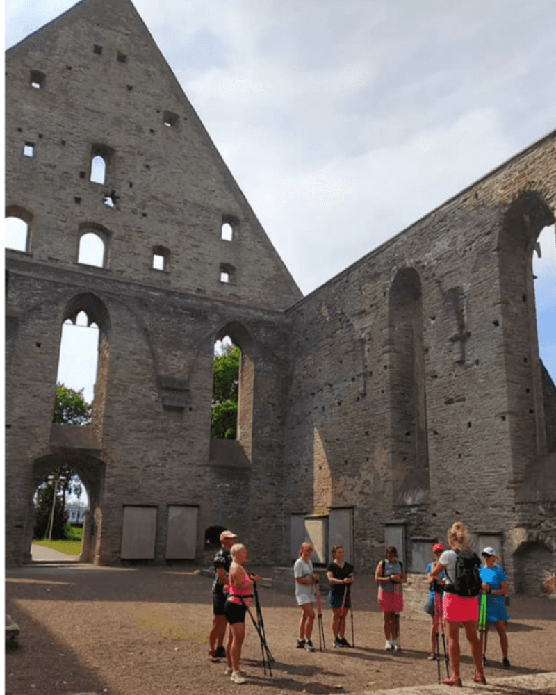 Pirita klooster Monumendid